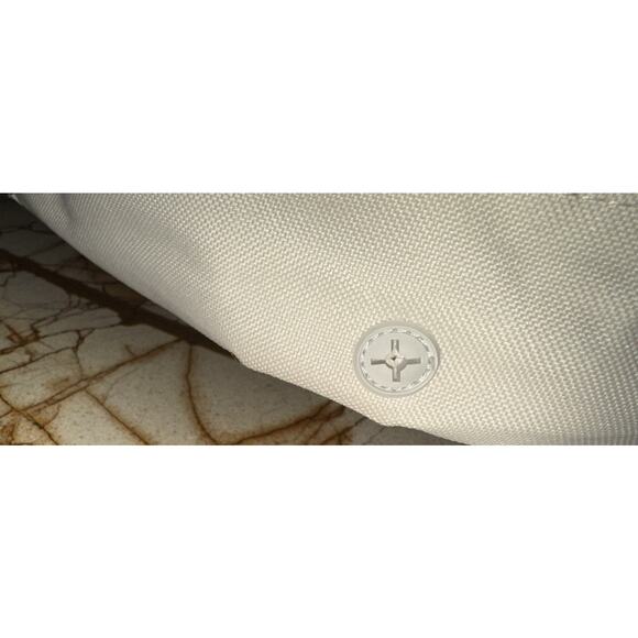 NEW Herschel Backpack Ivory, 16”x10”x3.5” - Picture 10 of 15